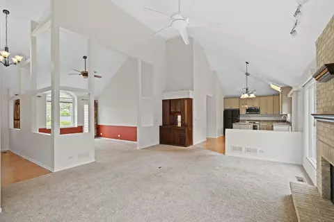 1627 Pathway Dr, Naperville, IL 60565 photo 7