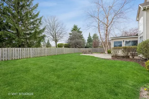 Exterior - 2269 Moser Ln, Algonquin, IL 60102 photo 4 of 4