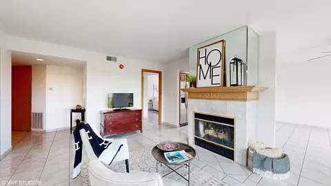 545 S River Rd #705, Des Plaines, IL 60016 photo 6