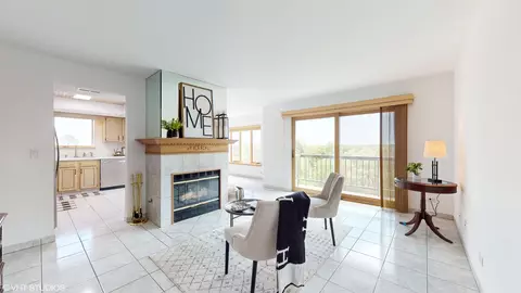 545 S River Rd #705, Des Plaines, IL 60016 photo 5