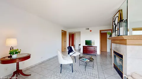 545 S River Rd #705, Des Plaines, IL 60016 photo 9