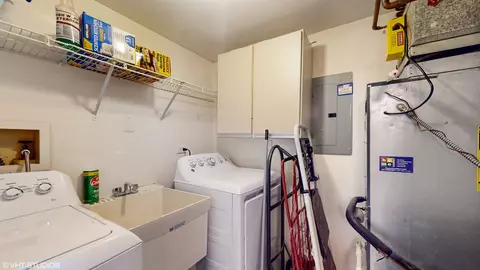 545 S River Rd #705, Des Plaines, IL 60016 photo 25