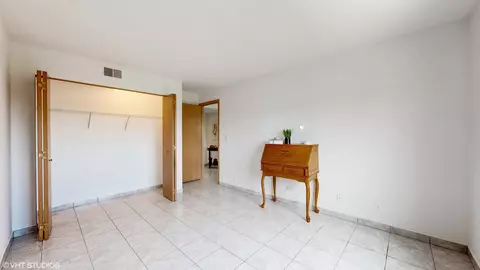 545 S River Rd #705, Des Plaines, IL 60016 photo 23