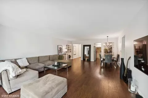 5200 Carriageway Dr #327, Rolling Meadows, IL 60008 photo 4