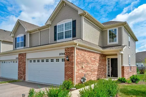 2044 Pembridge Ln, Joliet, IL 60431