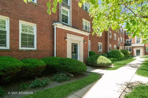 500 Bonnie Brae Pl #B1, River Forest, IL 60305