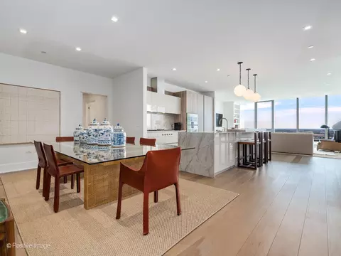 Dining - 363 E Wacker Dr #4203, Chicago, IL 60601 photo 1 of 2