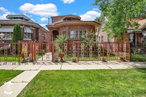 9404 S Racine Ave, Chicago, IL 60620