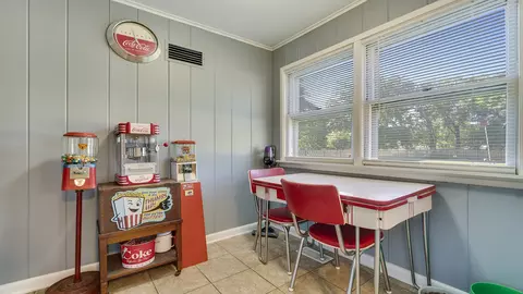 708 Wayne Dr, Machesney Park, IL 61115 photo 10