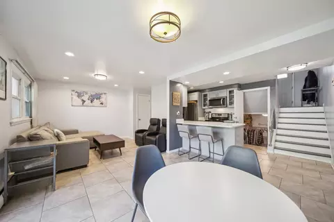 Other - 8801 Robin Dr #B, Des Plaines, IL 60016 photo 7 of 11