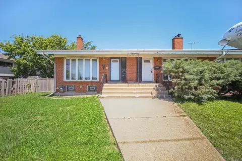 Other - 8801 Robin Dr #B, Des Plaines, IL 60016 photo 2 of 11