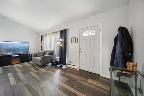Other - 8801 Robin Dr #B, Des Plaines, IL 60016 photo 5 of 11