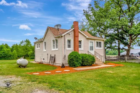 15031 E State Route 114, Momence, IL 60954