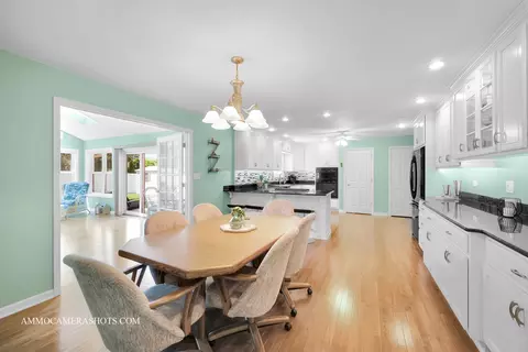 628 Ranch Rd, Wheaton, IL 60187 photo 13