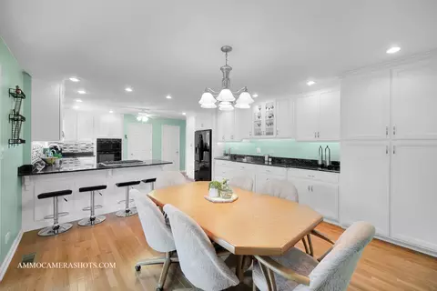 628 Ranch Rd, Wheaton, IL 60187 photo 7