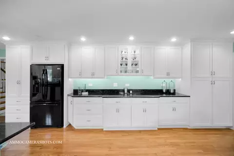 628 Ranch Rd, Wheaton, IL 60187 photo 9