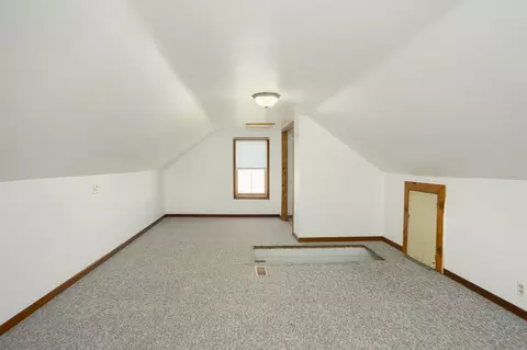 Bedroom - 670 E 2300 North Rd, Danforth, IL 60930 photo 3 of 3