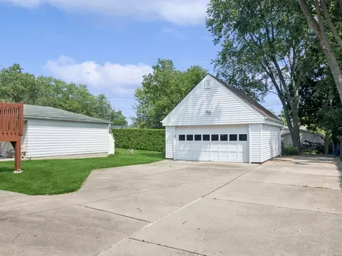 Other - 666 Page Ave, Elgin, IL 60120 photo 2 of 2
