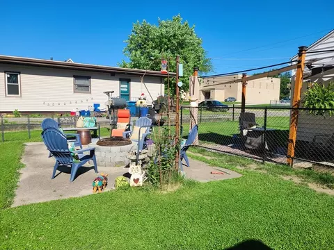 519 Assembly Pl, Dixon, IL 61021 photo 17