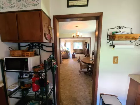519 Assembly Pl, Dixon, IL 61021 photo 11