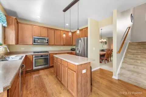 337 Adam Ct, Cary, IL 60013 photo 13