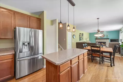 337 Adam Ct, Cary, IL 60013 photo 14