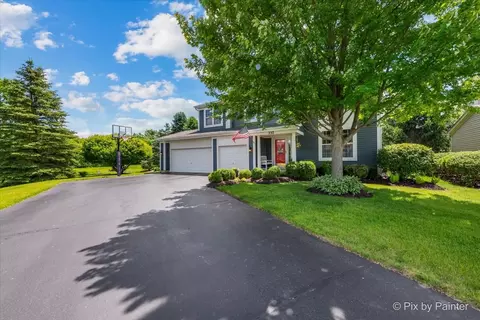 337 Adam Ct, Cary, IL 60013 photo 2