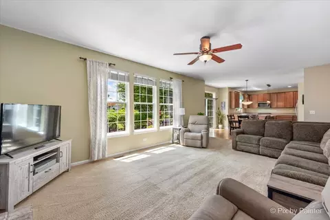 337 Adam Ct, Cary, IL 60013 photo 18