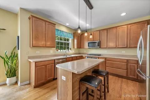 337 Adam Ct, Cary, IL 60013 photo 12
