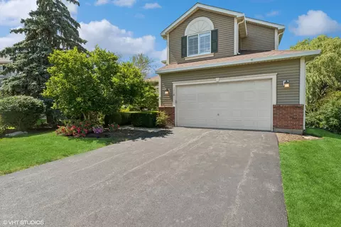1718 Somerset Ln, Mundelein, IL 60060