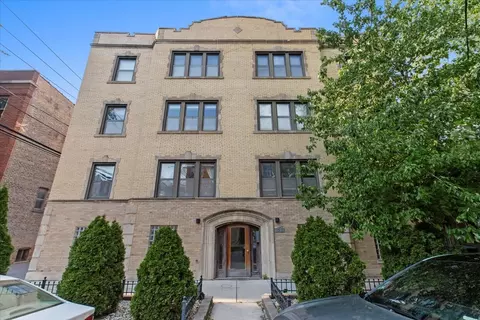 1610 W Byron St #1, Chicago, IL 60613