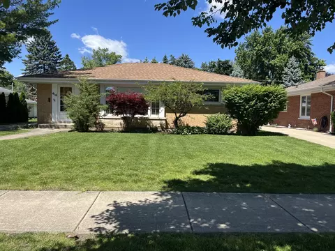 416 N Hickory Ave, Arlington Heights, IL 60004