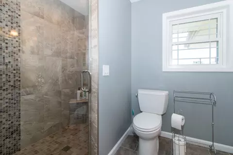 Bath - 106 Veronica Way, Normal, IL 61761 photo 3 of 4