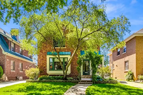 905 N Marion St, Oak Park, IL 60302