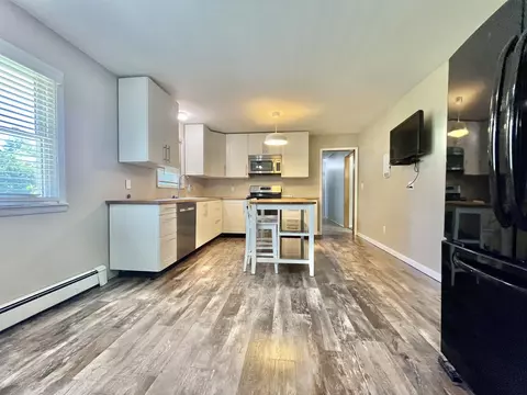330 E 6th St, El Paso, IL 61738 photo 7
