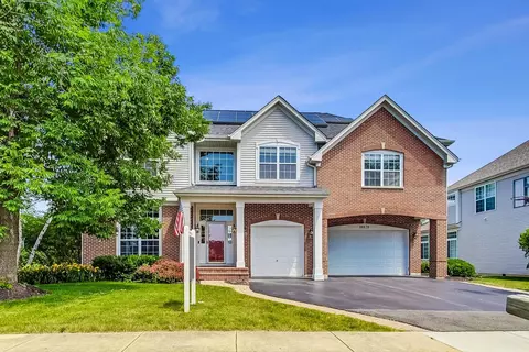 18878 W North Woodale Trl, Lake Villa, IL 60046