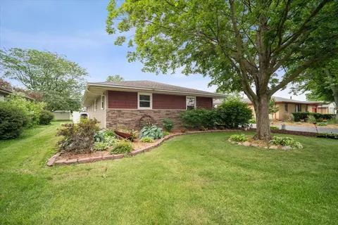 315 S 7th Ave, Chenoa, IL 61726 photo 2