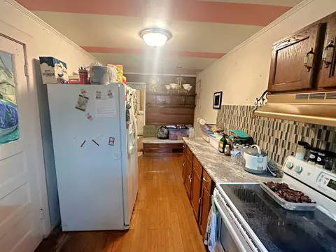 Kitchen - 1141 1st Ave, Ottawa, IL 61350 photo 3 of 3