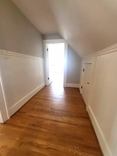 Entry Way - 705 Peck Pl, Elgin, IL 60120 photo 3 of 3