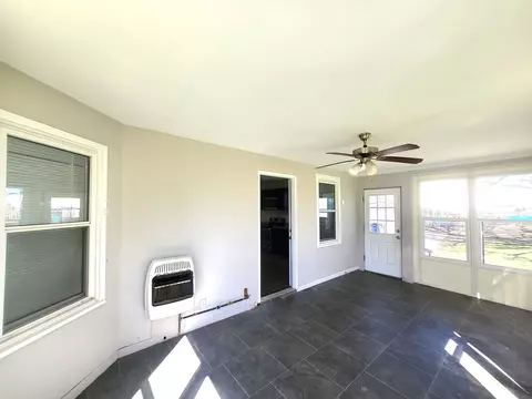Exterior - 705 Peck Pl, Elgin, IL 60120 photo 1 of 1