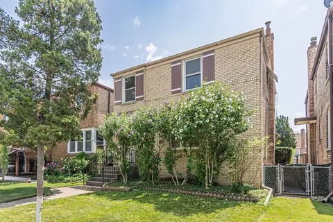 7044 16th St, Berwyn, IL 60402