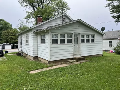 34 W Walnut St, Albion, IL 62806 photo 34