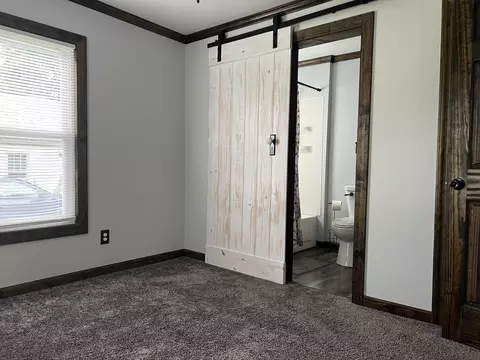 34 W Walnut St, Albion, IL 62806 photo 17