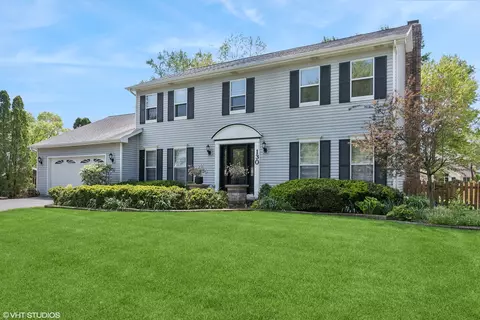 130 Waxwing Ave, Naperville, IL 60565