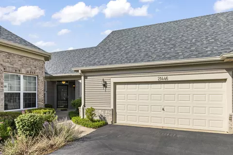21446 Mays Lake Ct, Crest Hill, IL 60403