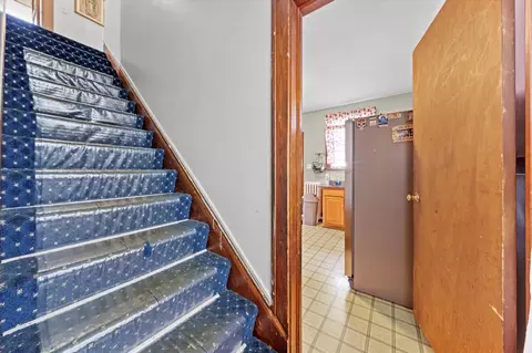 Entry Way - 274 N Jackson St, Elgin, IL 60123 photo 1 of 2