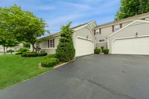 908 Village Ct, Marengo, IL 60152