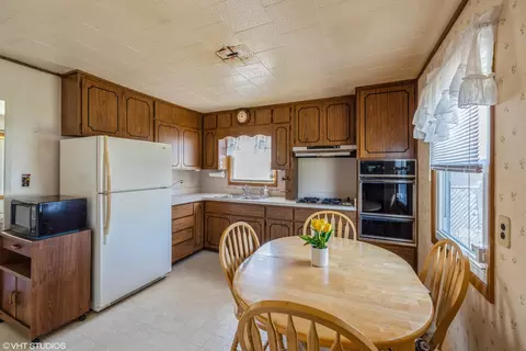 2932 S 11th Ave, Broadview, IL 60155 photo 6