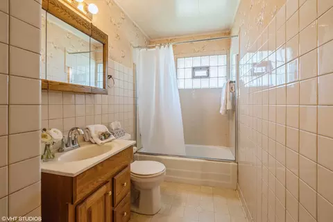 2932 S 11th Ave, Broadview, IL 60155 photo 10