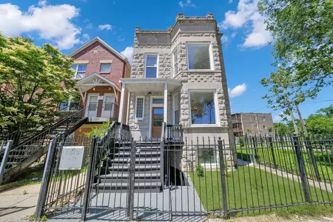 122 S Sacramento Blvd, Chicago, IL 60612